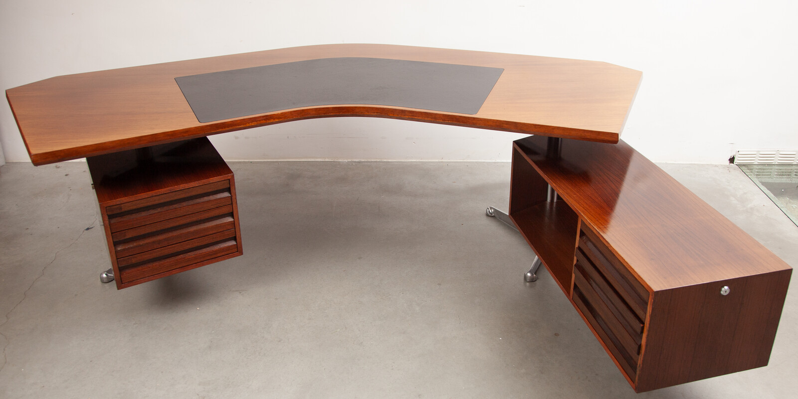 Boomerang Desk by Osvaldo Borsani for Tecno Milano, Italy, 1950s