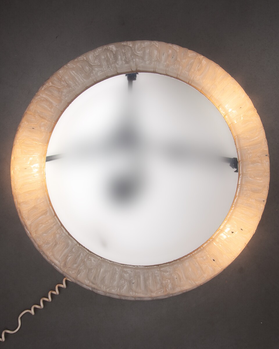 Pull-out large Round Hillebrand Mirror,1960s